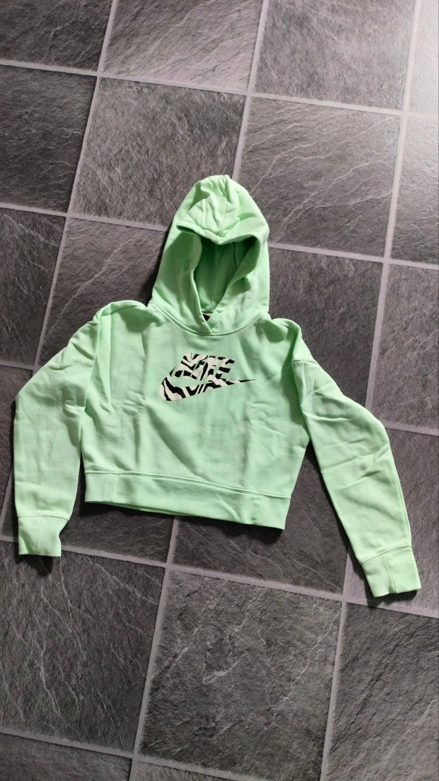 Nike hoody maat 146 - 156, Kinderen en Baby's, Kinderkleding | Maat 152, Ophalen, Meisje, Trui of Vest, Zo goed als nieuw