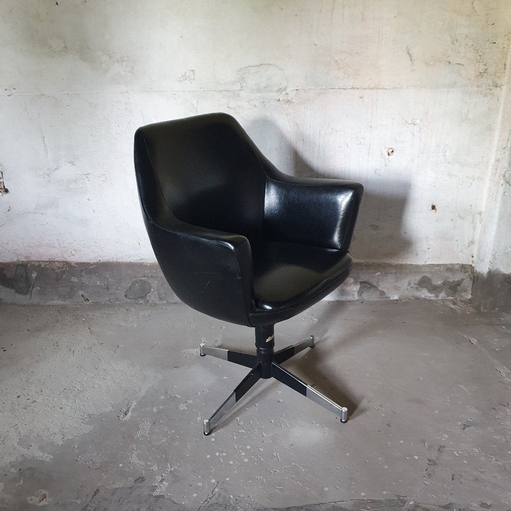 vintage stoel  scandinavisch design kuipstoel, Ophalen, Gebruikt, Zwart, Eén