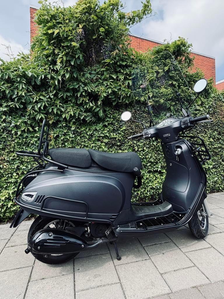 BTC Riva Lux scooter, Zo goed als nieuw, Benzine, Ophalen, Overige merken