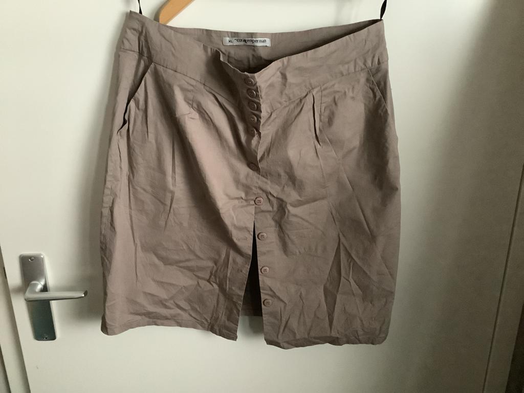 Cora Kemperman rok XL met steekzakken en knopen, Kleding | Dames, Grote Maten, Zo goed als nieuw, Ophalen of Verzenden
