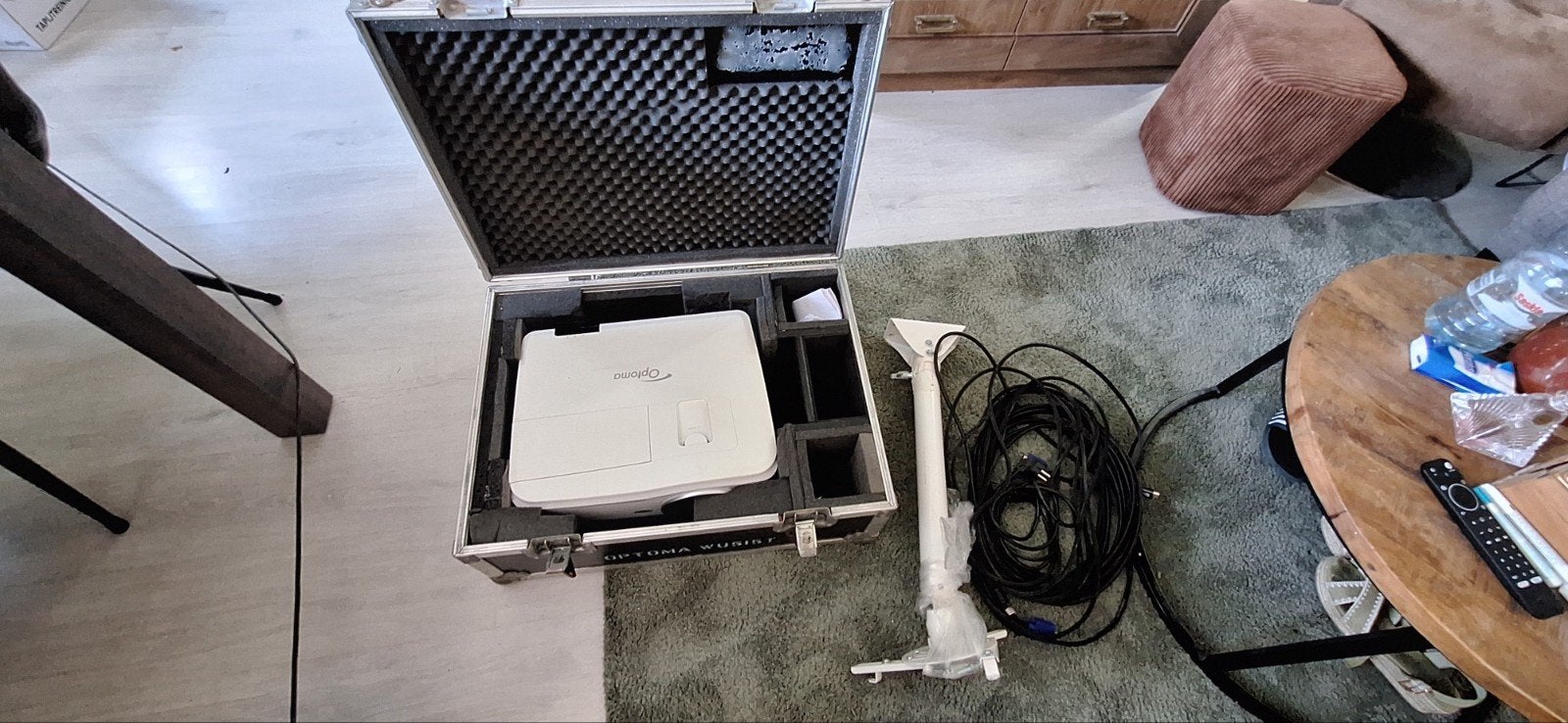 Optoma WU515T DLP Projector met Flightcase, Gebruikt, Ophalen of Verzenden, DLP, Overige resoluties