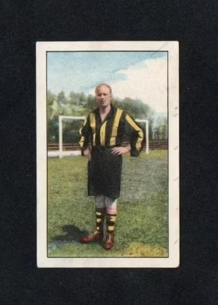 Voetbalplaatje Neuerburg HVV Den Haag (9)., Ophalen of Verzenden, Zo goed als nieuw