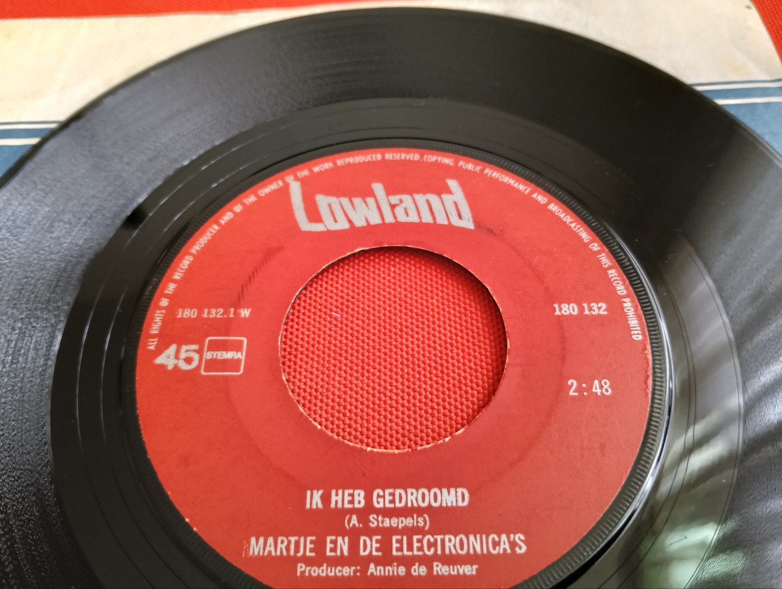 MARTJE & DE ELECTRONICAS 1971 LOWLAND LABEL PIRAAT, Cd's en Dvd's, Vinyl Singles, Verzenden, Zo goed als nieuw, Nederlandstalig