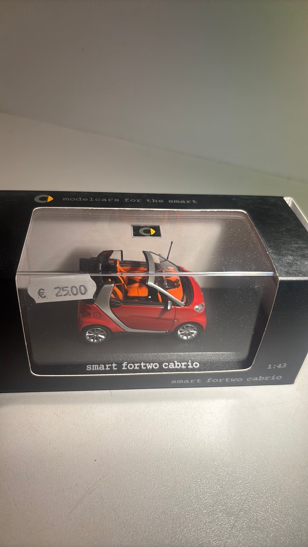 Smart fortwo cabrio minichamps 1.43, Hobby en Vrije tijd, Auto, Ophalen of Verzenden, MiniChamps, A