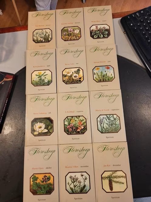 Floroskoop Spectrum - Complete set van 12 boeken, Meerdere auteurs, Zo goed als nieuw, Diverse schrijvers, zie omschrijving, Ophalen of Verzenden