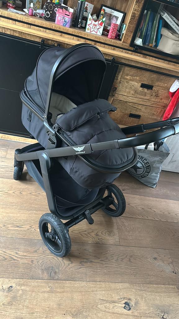 Sleeworld 3 in 1 kinderwagen, Verstelbare duwstang, Zo goed als nieuw, Combiwagen, Ophalen