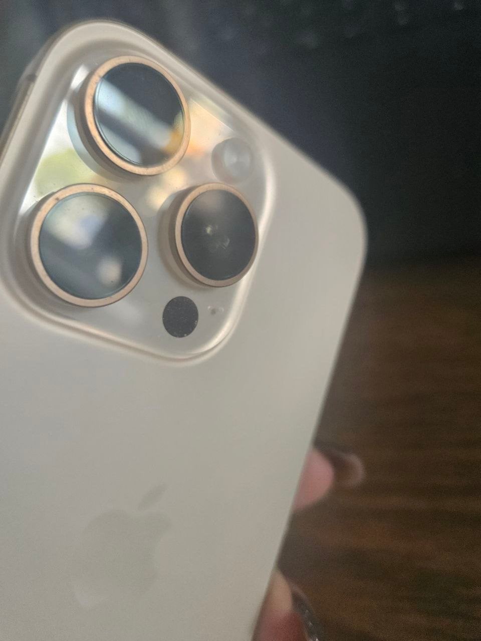 Foto 3 van Iphone 16 pro