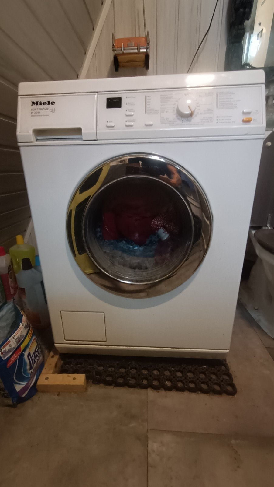 Miele Softtronic W 3241 Wasmachine - Voorlader, Ophalen, Gebruikt, Voorlader