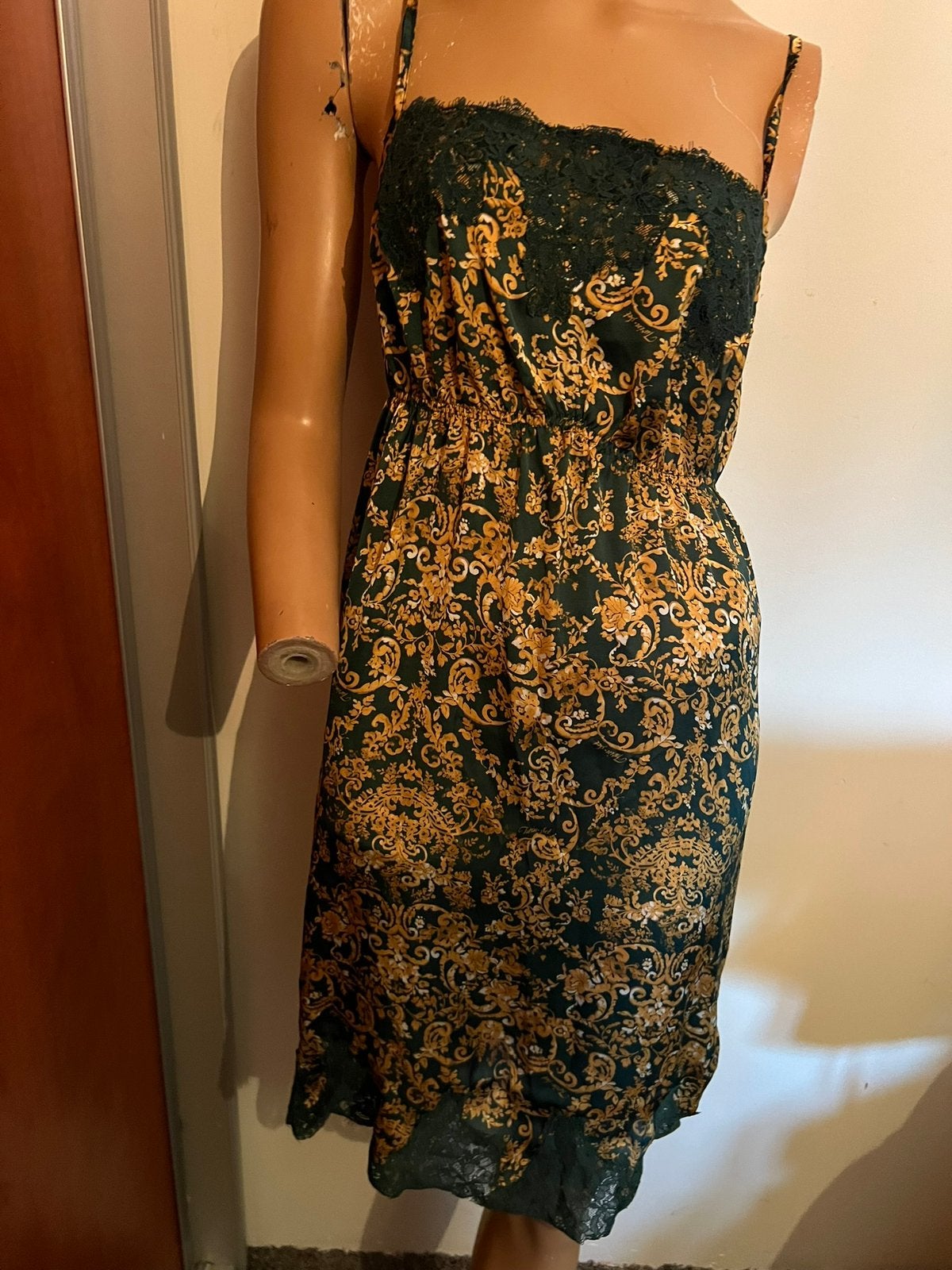 TWIN SET nachtjapon kant S origineel ZGAN groen goud, Kleding | Dames, Twinset, T, Ophalen of Verzenden, Zo goed als nieuw