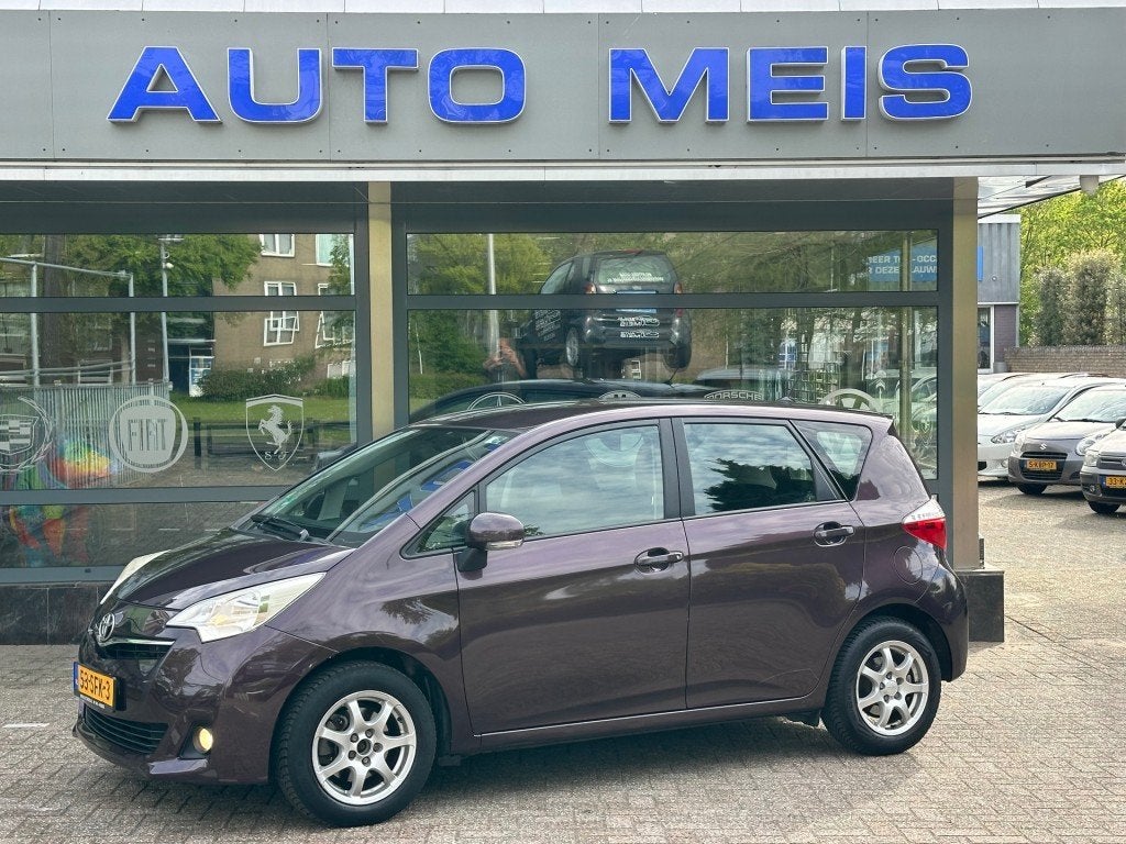 Toyota VERSO-S 1.3 VVT-I Aspiration Automaat Airco Camera Te, Euro 5, Gebruikt, Bedrijf, Start-stop-systeem