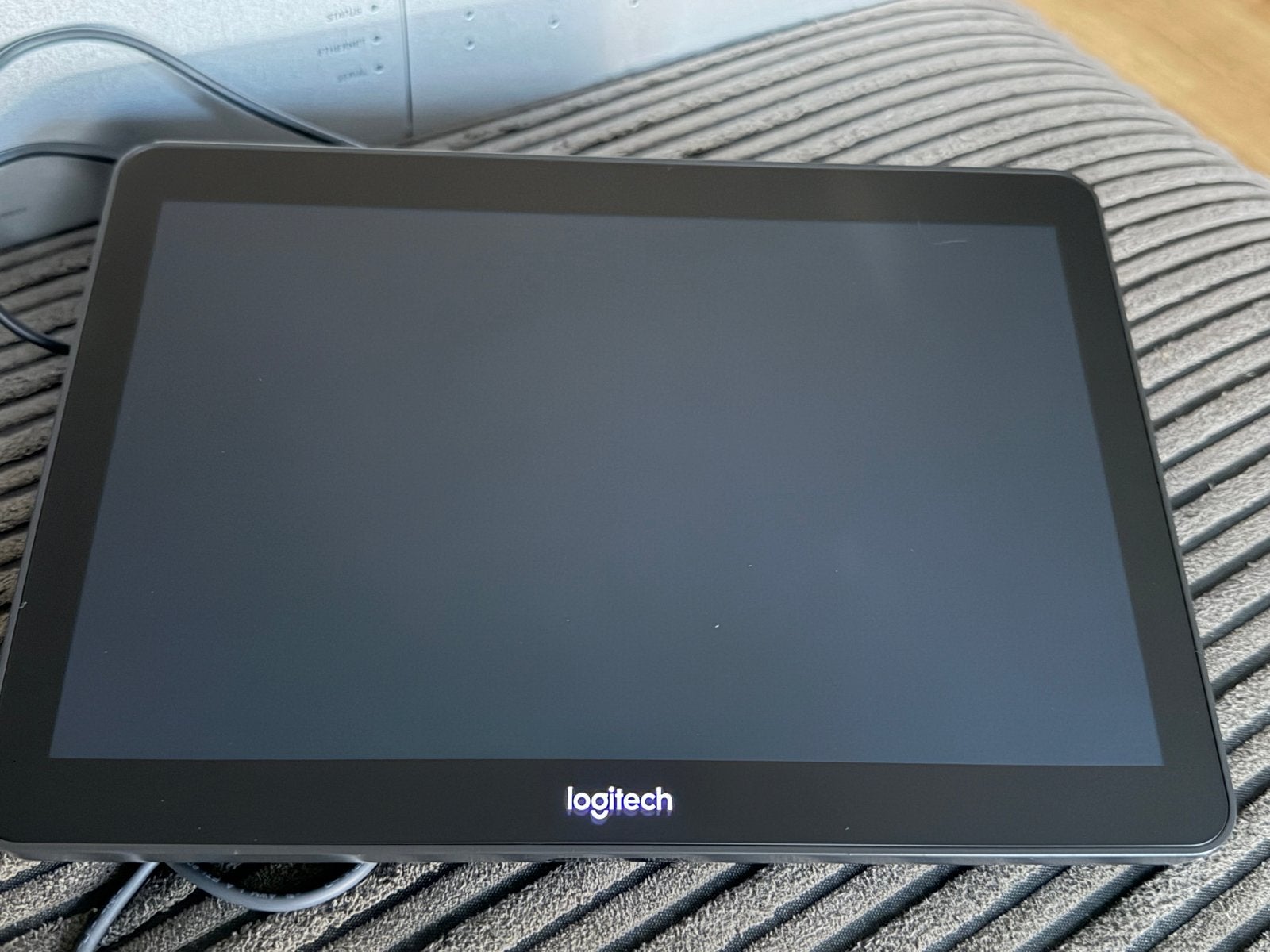 Logitech Tap touchscreen controller VU0053, 10 inch, Usb-aansluiting, Ophalen of Verzenden, Zo goed als nieuw