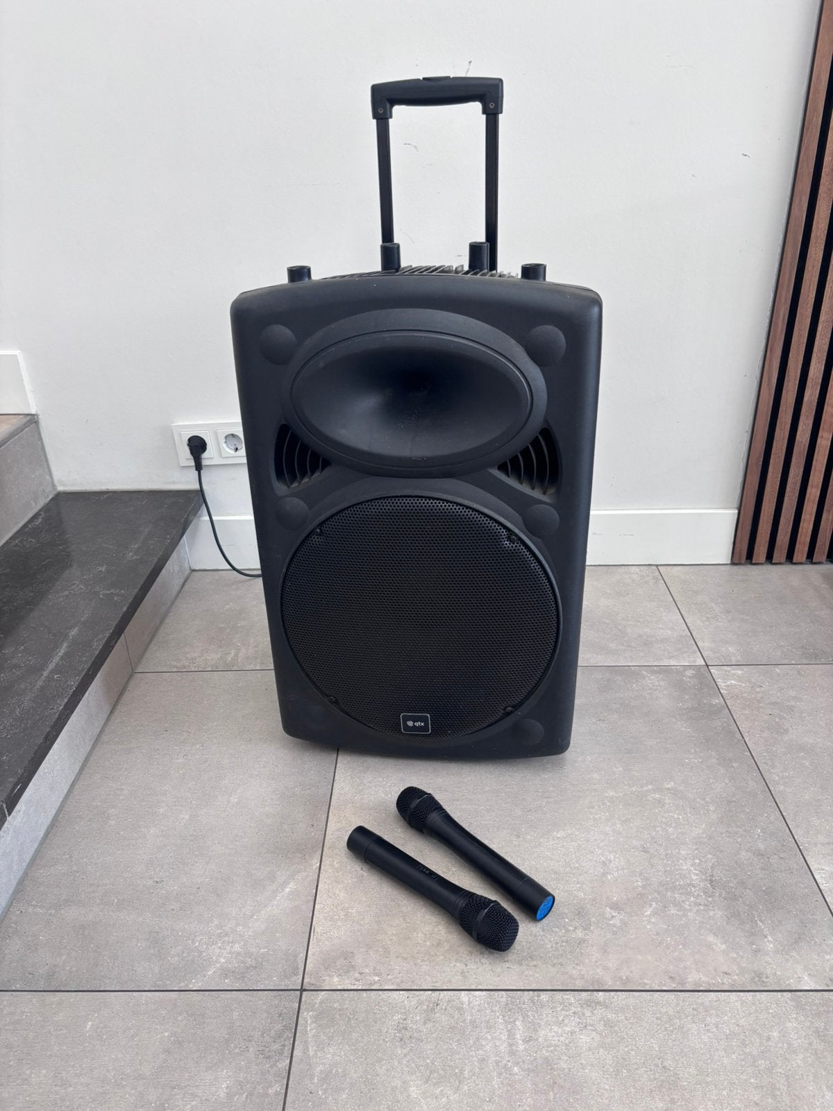 QTX WR15PA draagbare PA luidspreker, Ophalen, Gebruikt, Complete set