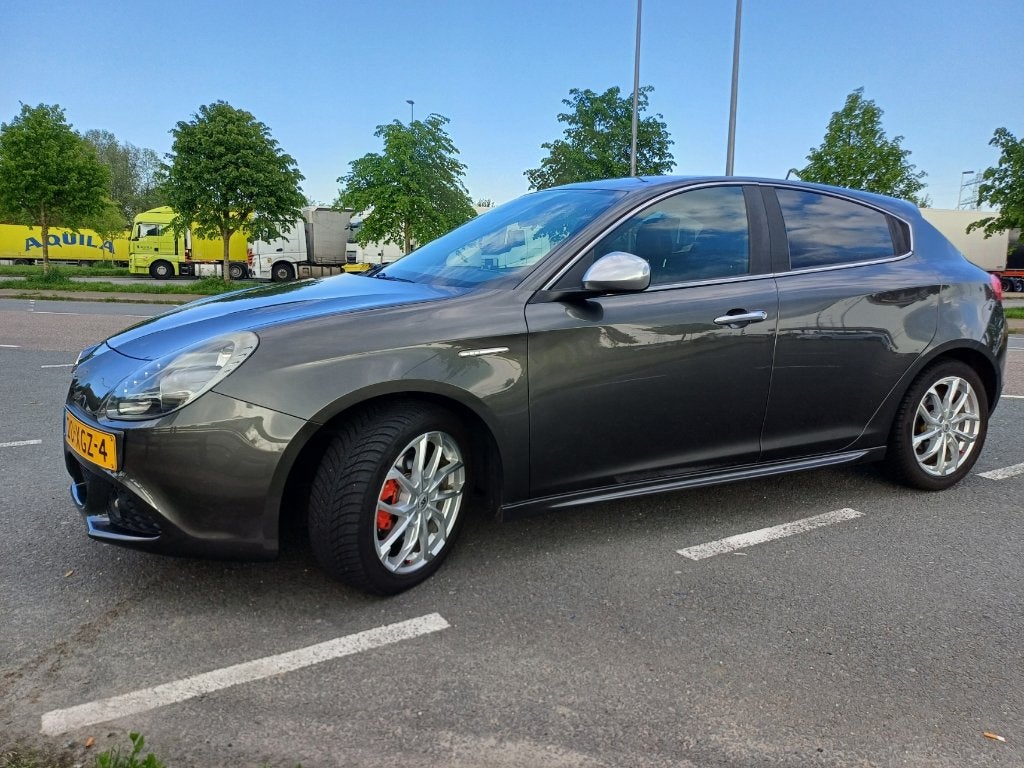 Alfa Romeo Giulietta 1.4 Turbo Multi AIR TCT 2012 Grijs, Auto's, Alfa Romeo, Particulier, Giulietta, ABS, Adaptive Cruise Control