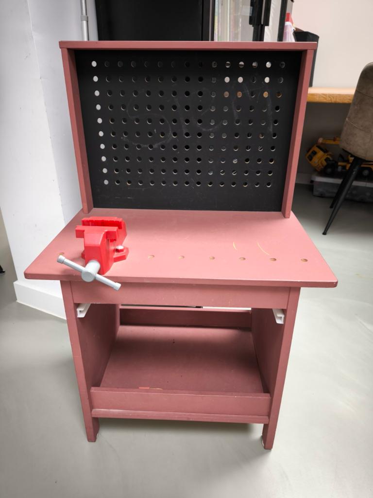 Houten kinderwerkbank met bankschroef Ikea, Ophalen