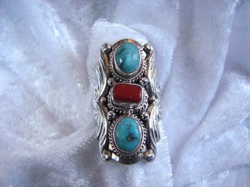 Mooie Handgemaakte Lange Zilveren Ring met Turkois en Koraal, Verzenden, Zilver, Ring, Met edelsteen