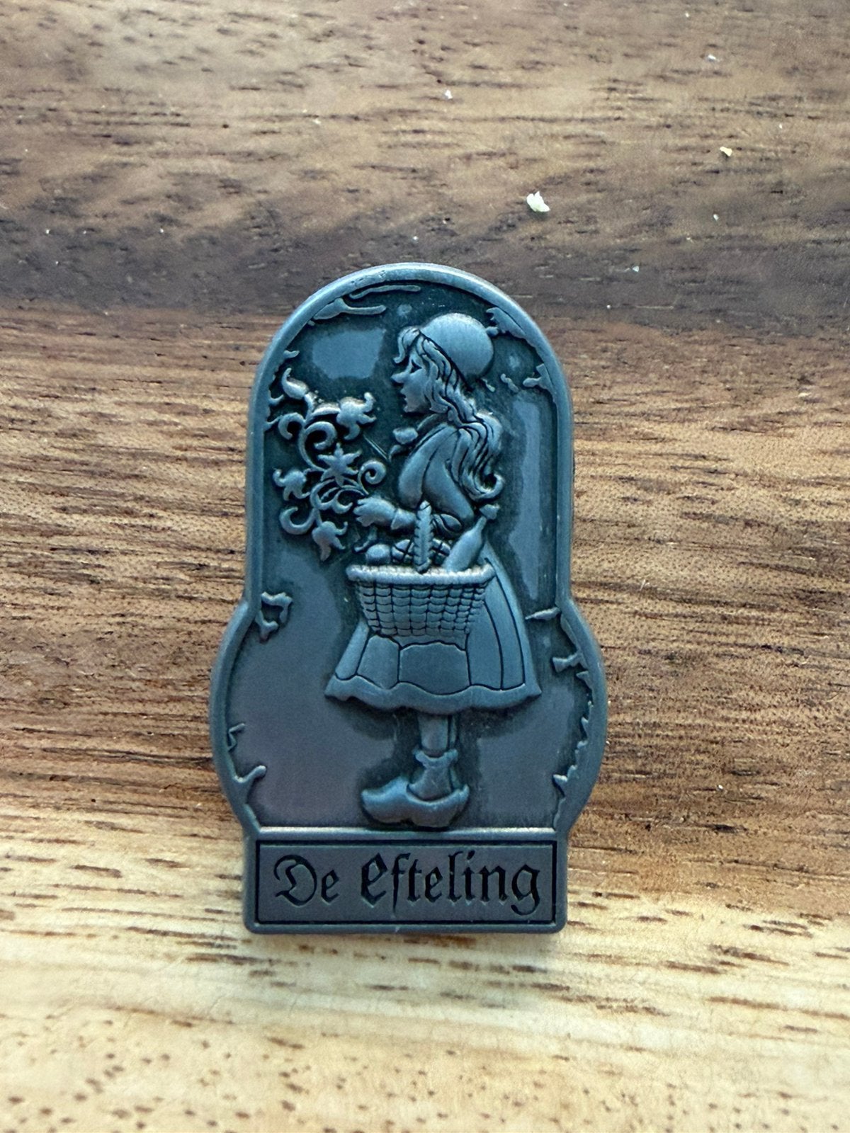 Efteling nostalgie pin Roodkapje, Ophalen of Verzenden, Zo goed als nieuw