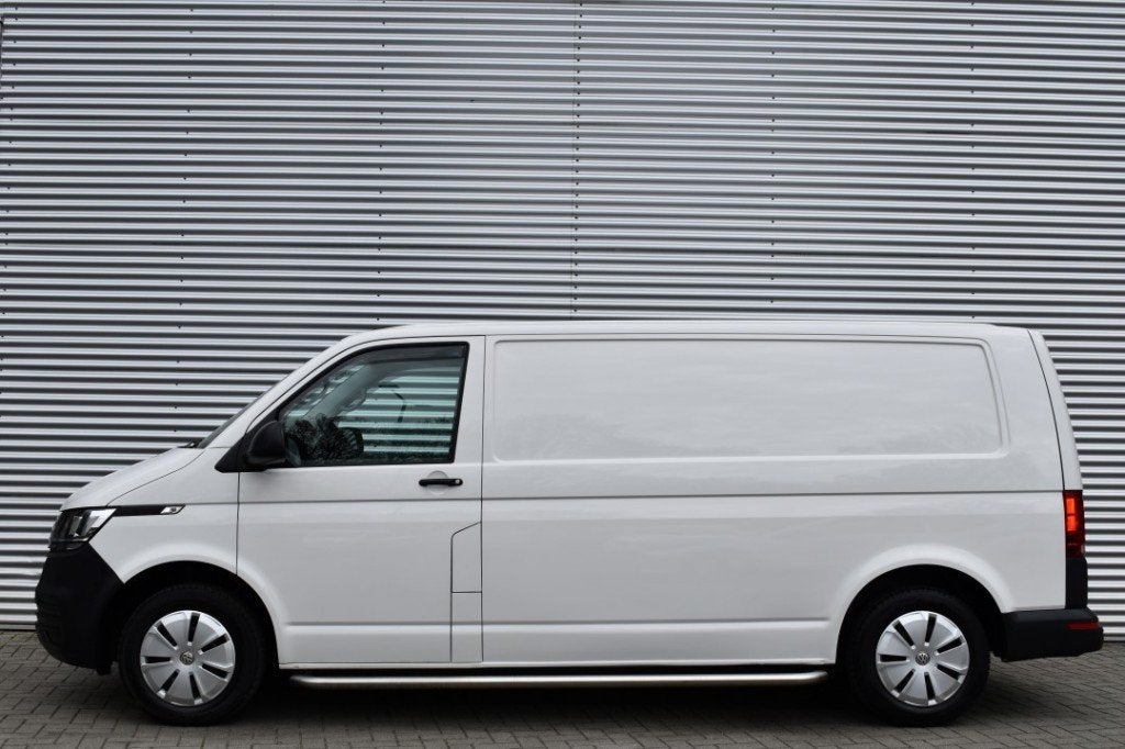 Volkswagen TRANSPORTER 2.0 TDI L2H1 / APP CONNECT / SIDE BAR, Voorwielaandrijving, 4 cilinders, Volkswagen, Wit