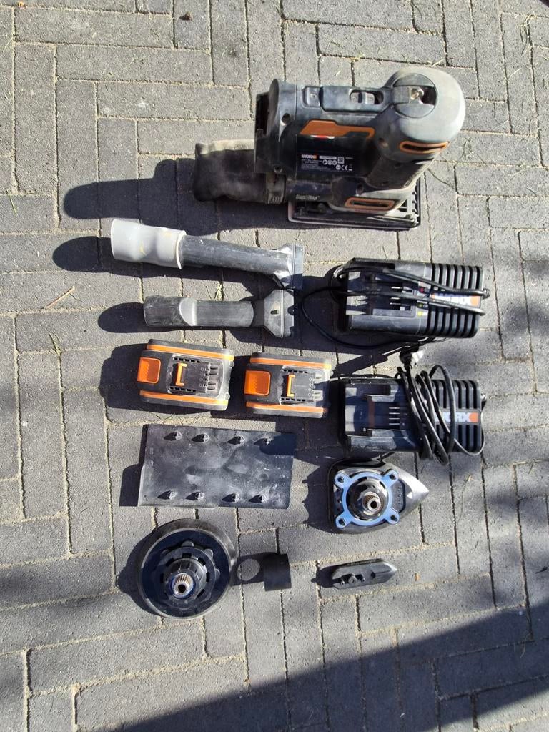 WORX accu Schuurmachine + 2 accu’s + 2 laders + accessior, Ophalen of Verzenden, Boor- en Schroefmachine