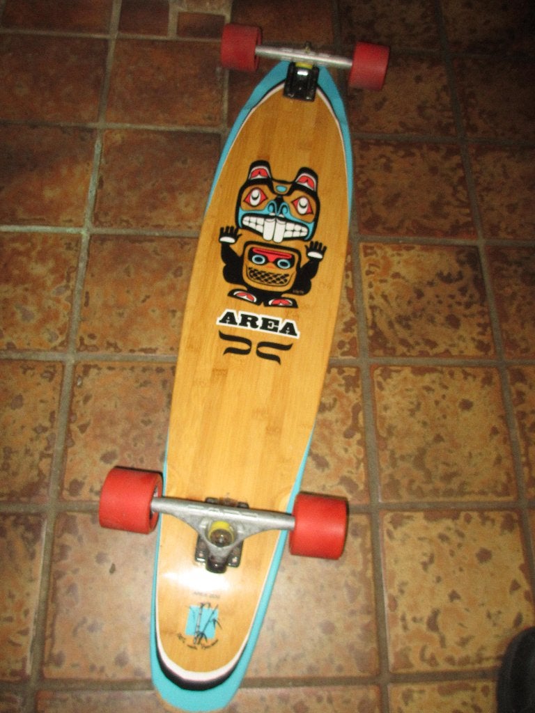 longboard Area 2011 by kanga kong bamboe carp board 106cm, Ophalen of Verzenden, Gebruikt, Skateboard, Longboard