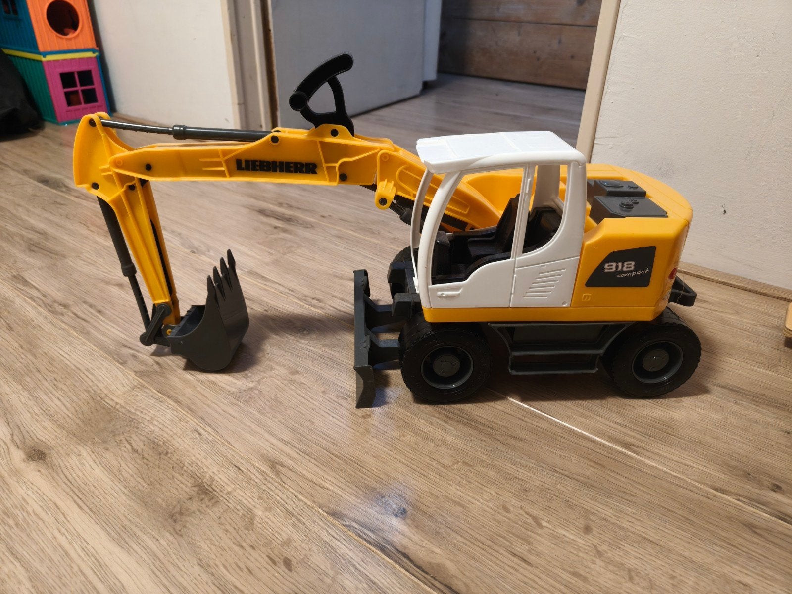 Speelgoed graafmachine Liebherr 918 Compact, Ophalen, Gebruikt