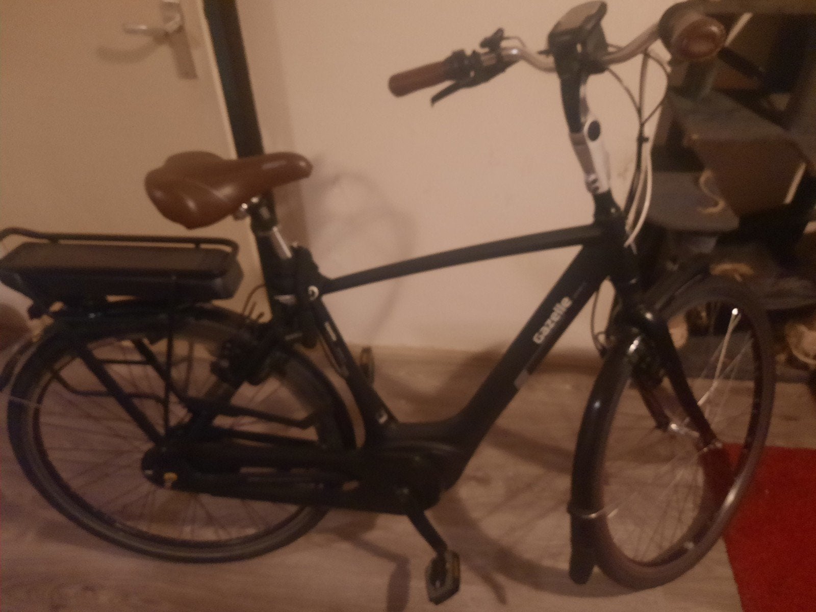Gazelle ebike, Fietsen en Brommers, Elektrische fietsen, Ophalen of Verzenden, Zo goed als nieuw, 50 km per accu of meer, Gazelle