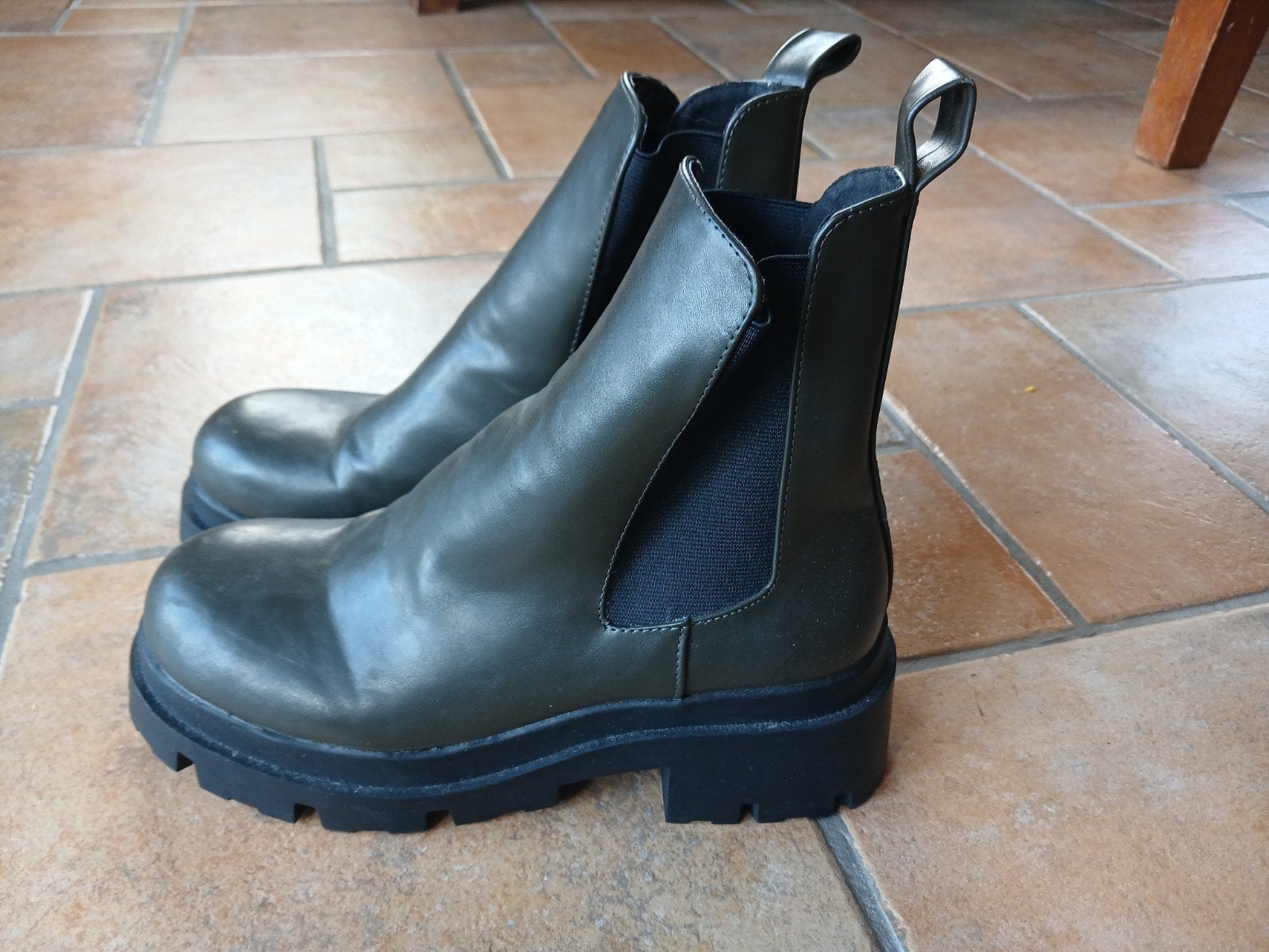 zara chelsea boots maat 39, Zara, Lage of Enkellaarzen, Ophalen of Verzenden, Zo goed als nieuw