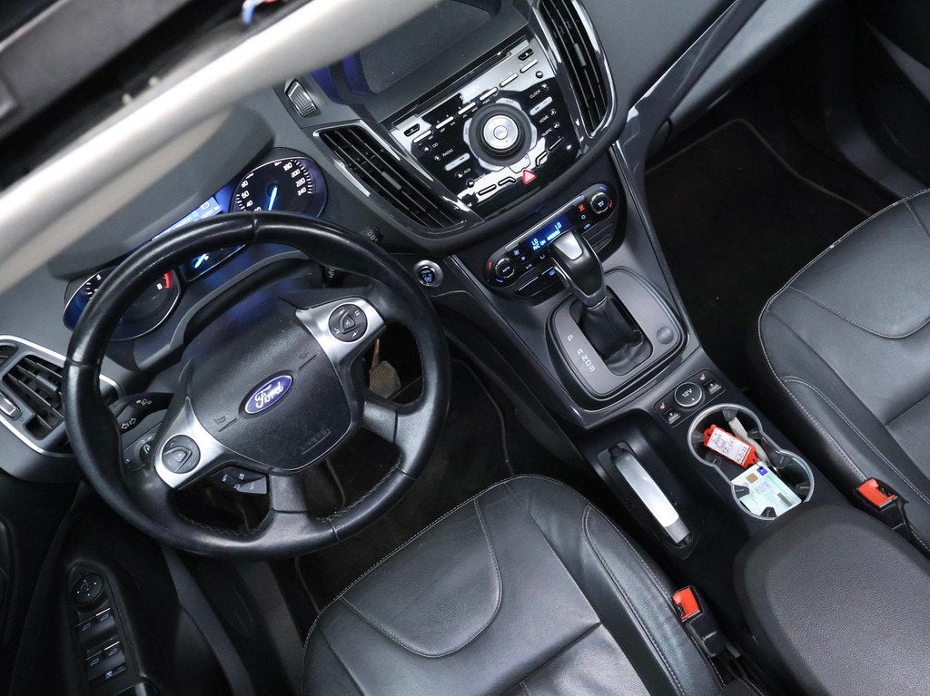 Ford Kuga 1.6 Titanium Plus 4WD Sport (PANORAMADAK,NAVI,CAME, Auto's, Ford, Gebruikt, 4 cilinders, Leder en Stof, Bedrijf