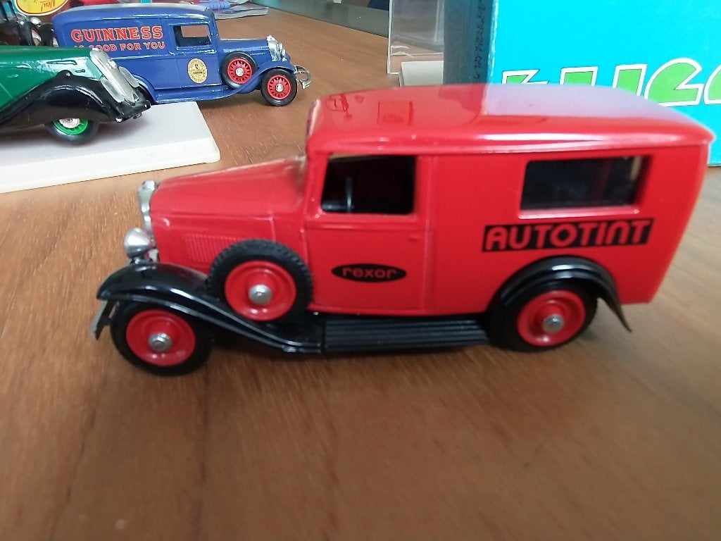 Citroën 500 Kilos Camionnette    1934  Eligor, Ophalen of Verzenden, Zo goed als nieuw, Auto, Overige merken