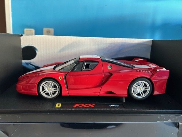 FERRARI FXX 1:18 HOT WHEELS ELITE, Hobby en Vrije tijd, Ophalen of Verzenden, Zo goed als nieuw, Auto, Hot Wheels