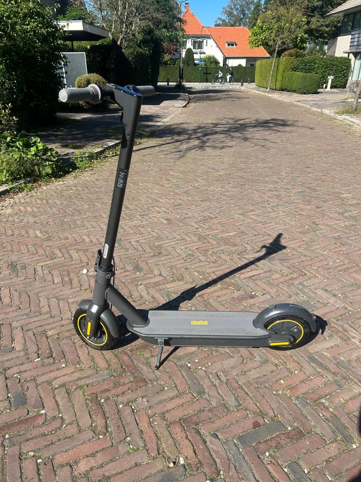 Ninebot elektrische step (E-scooter), Ophalen, Zo goed als nieuw, Elektrische step (E-scooter)