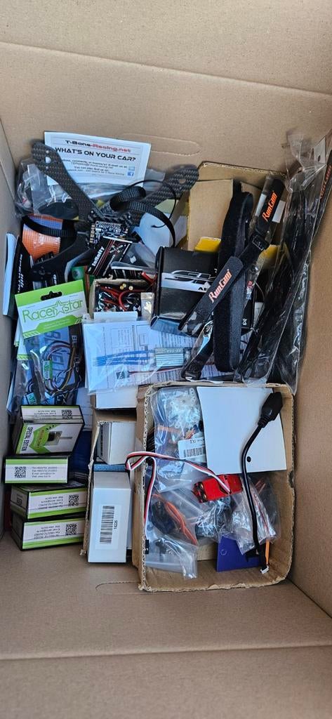 Doos met diverse RC vliegtuig, fpv drone onderdelen, Ophalen of Verzenden, Nieuw