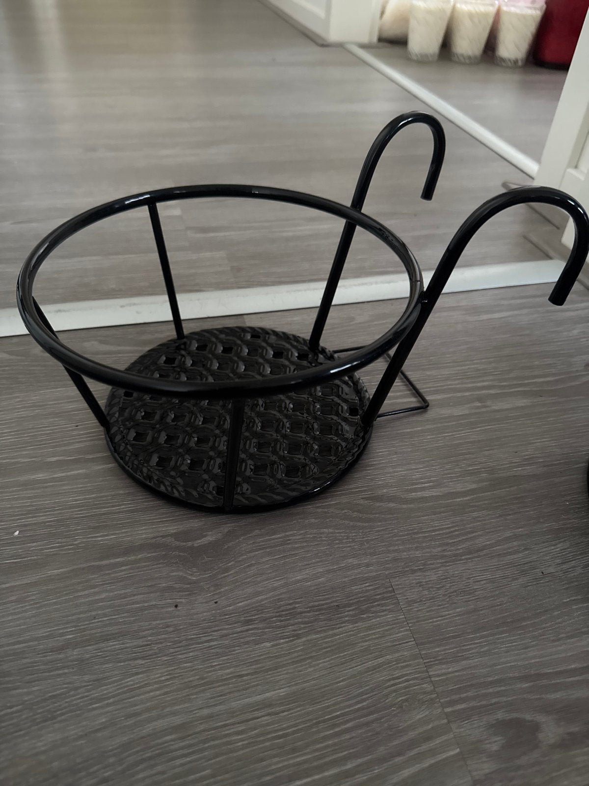 Zwarte metalen bloempot houders voor balkon of tuin, Balkon, Minder dan 60 cm, Rond, Ophalen of Verzenden