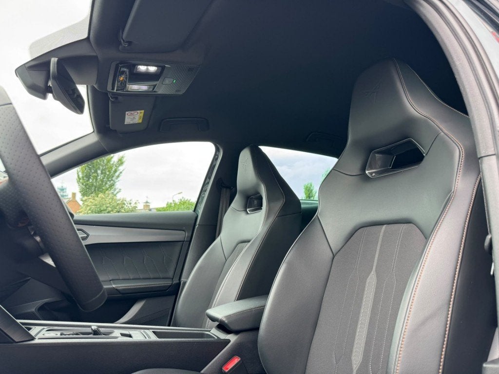 Cupra FORMENTOR 1.4 e-Hybrid VZ 245PK SOH 93% Copper edition, Auto's, Automaat, Gebruikt, Euro 6, 4 cilinders