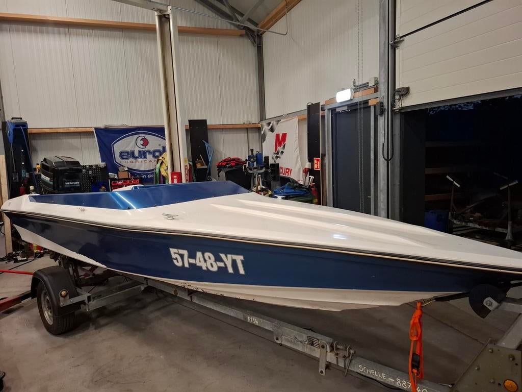 Ring 18ft incl 150pk blackmax, Watersport en Boten, Speedboten, Gebruikt, Binnenboordmotor, Ophalen of Verzenden, 3 tot 6 meter