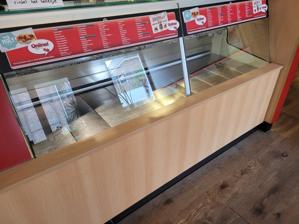 koelvitrine inclusief verkoopbalie, Ophalen