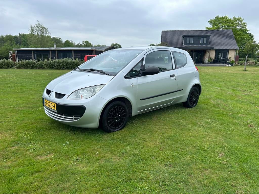 Mitsubishi Colt 1.1 Mivec CZ3 2008 Grijs Apk 11-11-2026, Voorwielaandrijving, Euro 5, Stof, 74 pk