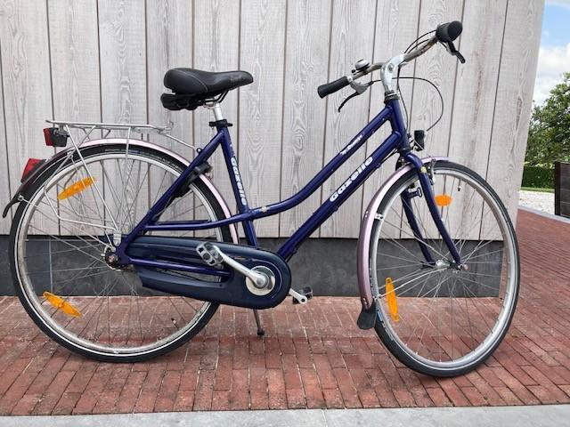 Gazelle damesfiets met Schwalbe fietsbanden, Fietsen en Brommers, Ophalen, Gebruikt, Velgrem, Versnellingen