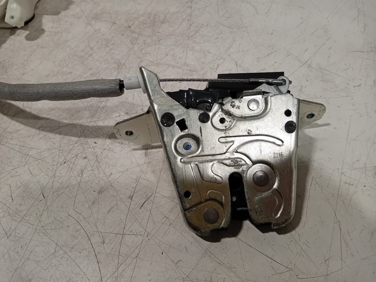 Slot mechaniek kofferdeksel achterklep elektrisch Mercedes-B, Onderdelen@venauto.nl, Van der Ven Autorecycling B.V., Gebruikt