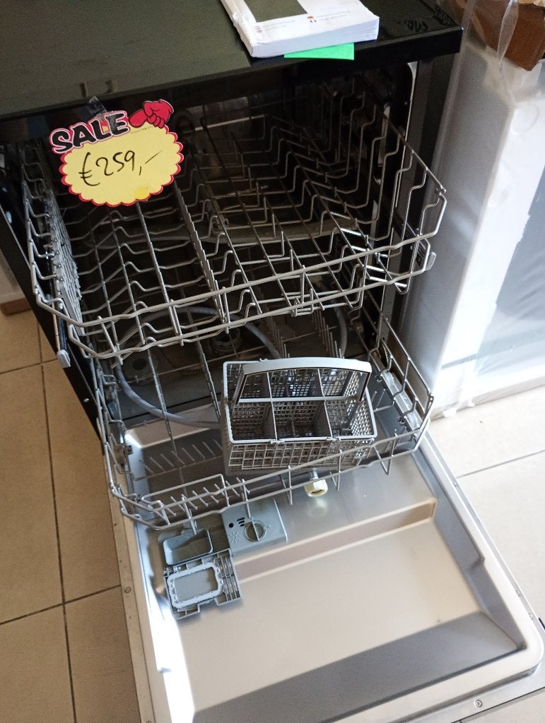 zwarte vrijs. vaatwasser 60cm breed 2 jaar gar. nu 259 euro, Witgoed en Apparatuur, Vaatwasmachines, Ophalen, 60 cm of meer, Minder dan 10 liter
