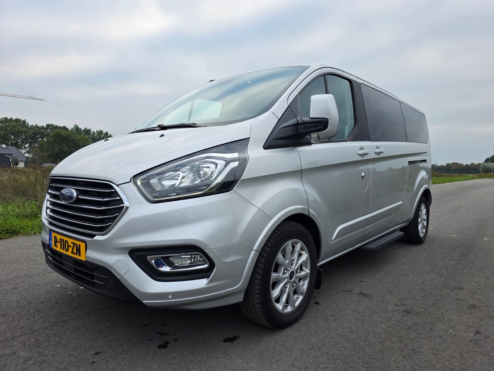 Ford Tourneo Custom 8-persoons 2019 L2H1, Auto's, Voorwielaandrijving, Stof, 2000 kg, 255 €/maand