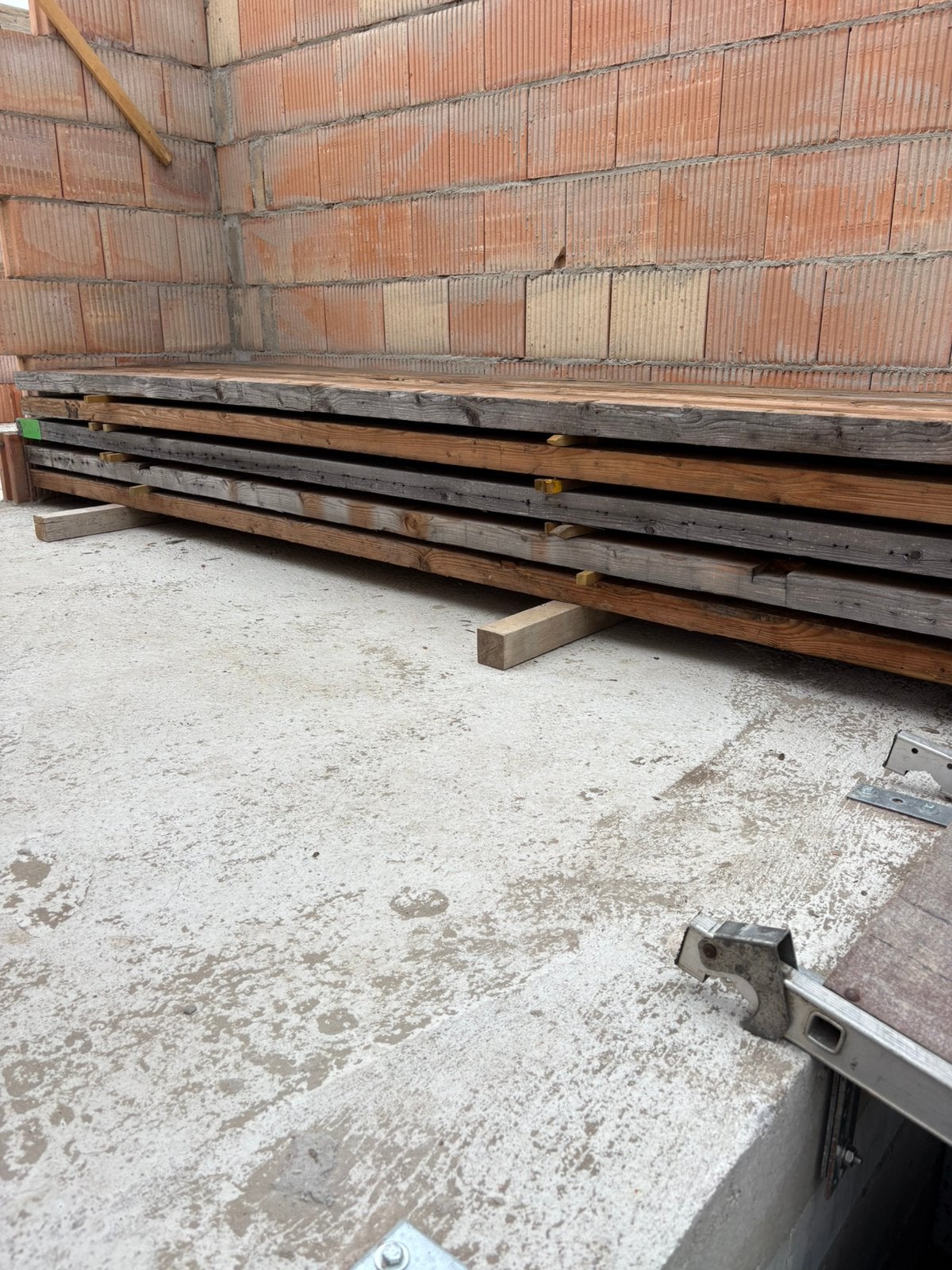 Baddings baddinghout houten badding balken stempels balklaag, Doe-het-zelf en Verbouw, Hout en Planken, Ophalen, Gebruikt, Balk