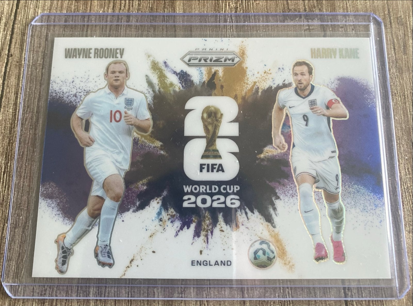 CASEHIT Panini Prizm FIFA WC 2026 Wayne Rooney Harry Kane, Ophalen of Verzenden, Zo goed als nieuw, Buitenlandse clubs, Spelerskaart