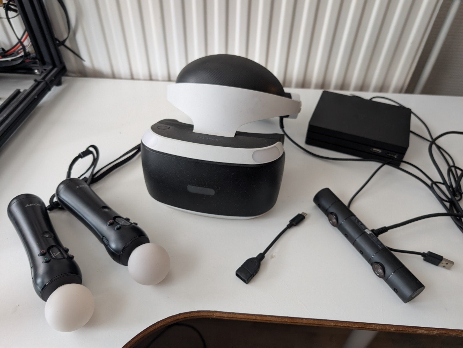 Sony PlayStation VR Complete Set + 2 Move Controllers, Ophalen