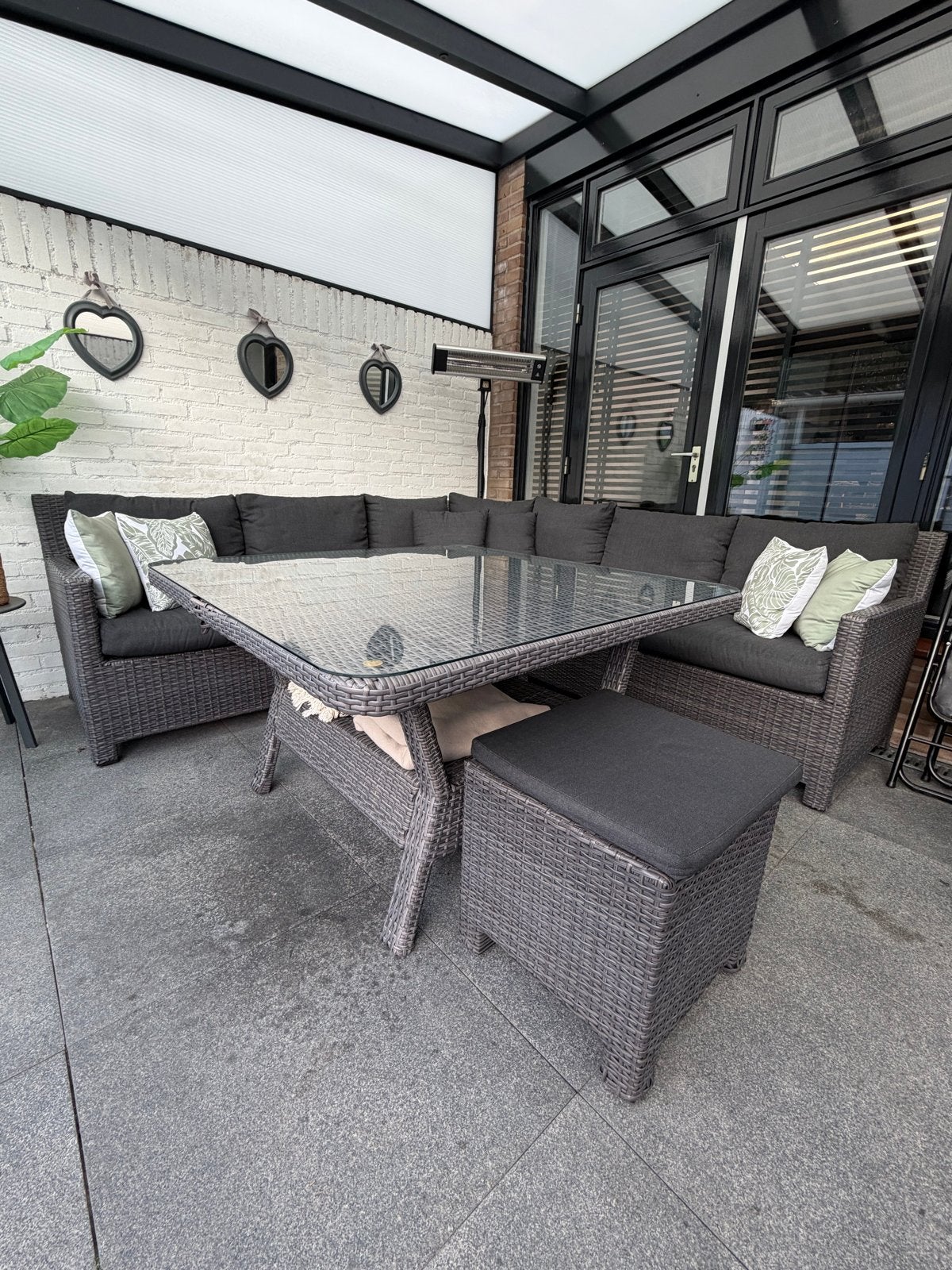 Luxe Wicker Loungeset met Glazen Tafel en Hocker, Ophalen, Gebruikt, 6 zitplaatsen, Loungeset