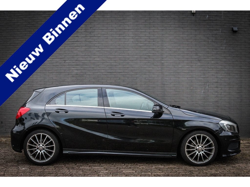 Mercedes-Benz A-Klasse 180 Ambition Net binnen-Nu al te bezi, Auto's, Mercedes-Benz, Gebruikt, 4 cilinders, Alcantara, 19 km/l