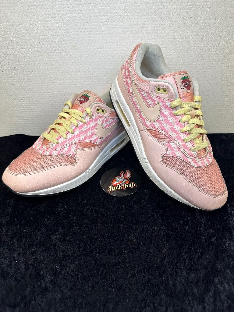 Nike air Max 1 Strawberry Lemonade - size 45, Nike air max, Overige kleuren, Ophalen of Verzenden, Sneakers of Gympen