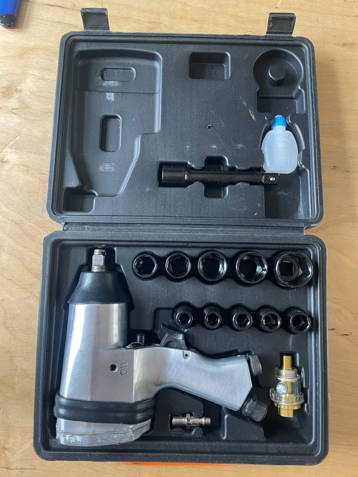 Pneumatische slagmoersleutel set, Auto diversen, Ophalen, Zo goed als nieuw