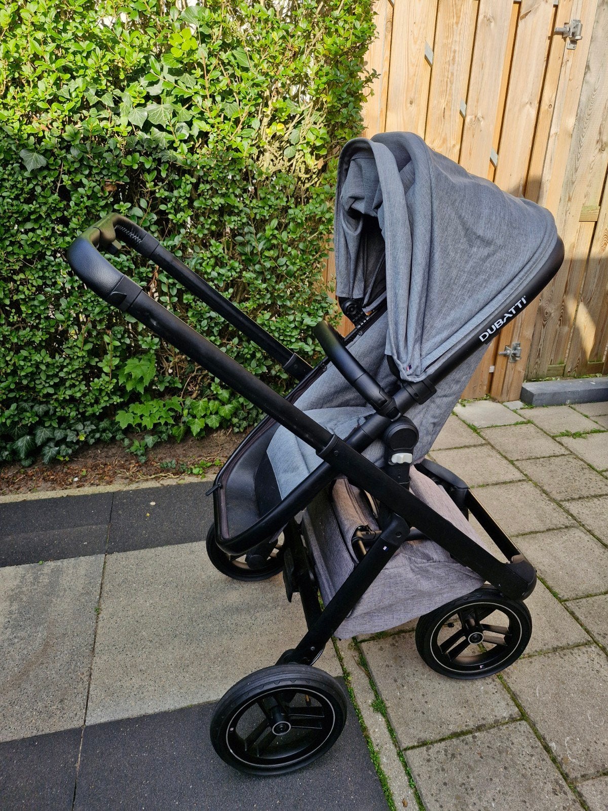 dubatti kinderwagen 2 in 1 grijs/zwart incl voetenzak, Gebruikt, Luchtbanden, Ophalen, Kinderwagen