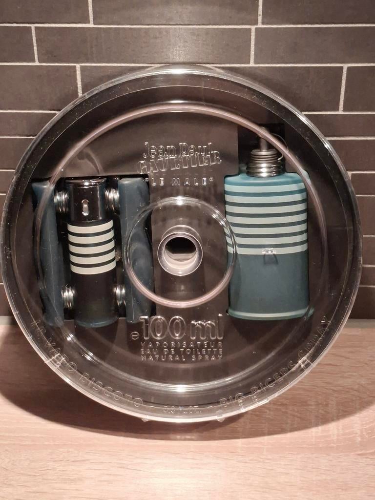 Jean Paul Gaultier 'fitness pakket' - collector's item, Verzamelen, Parfumverzamelingen, Ophalen of Verzenden, Nieuw, Parfumfles