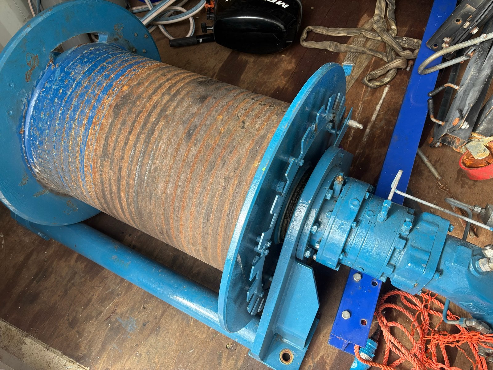 12 T Brevini lier met hydraulische aandrijving, Ophalen of Verzenden, Zo goed als nieuw